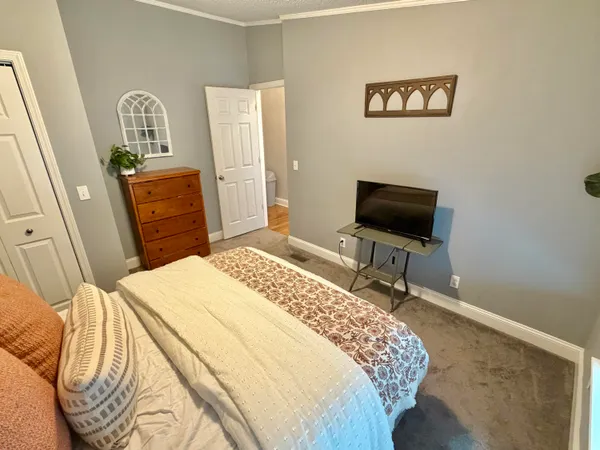 $249,950 | 293 Holcombe Avenue, New Castle, VA 24127