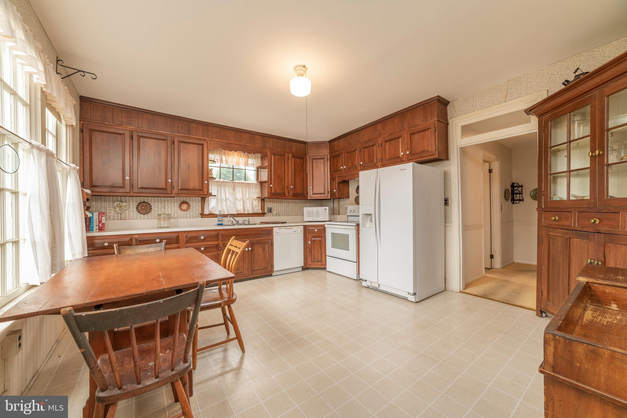 4510 Beaufort Farms Road Harrisburg, PA 17110 - Photo 14 of 48