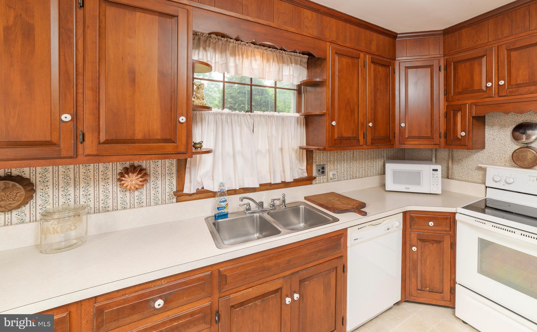 4510 Beaufort Farms Road Harrisburg, PA 17110 - Photo 16 of 48