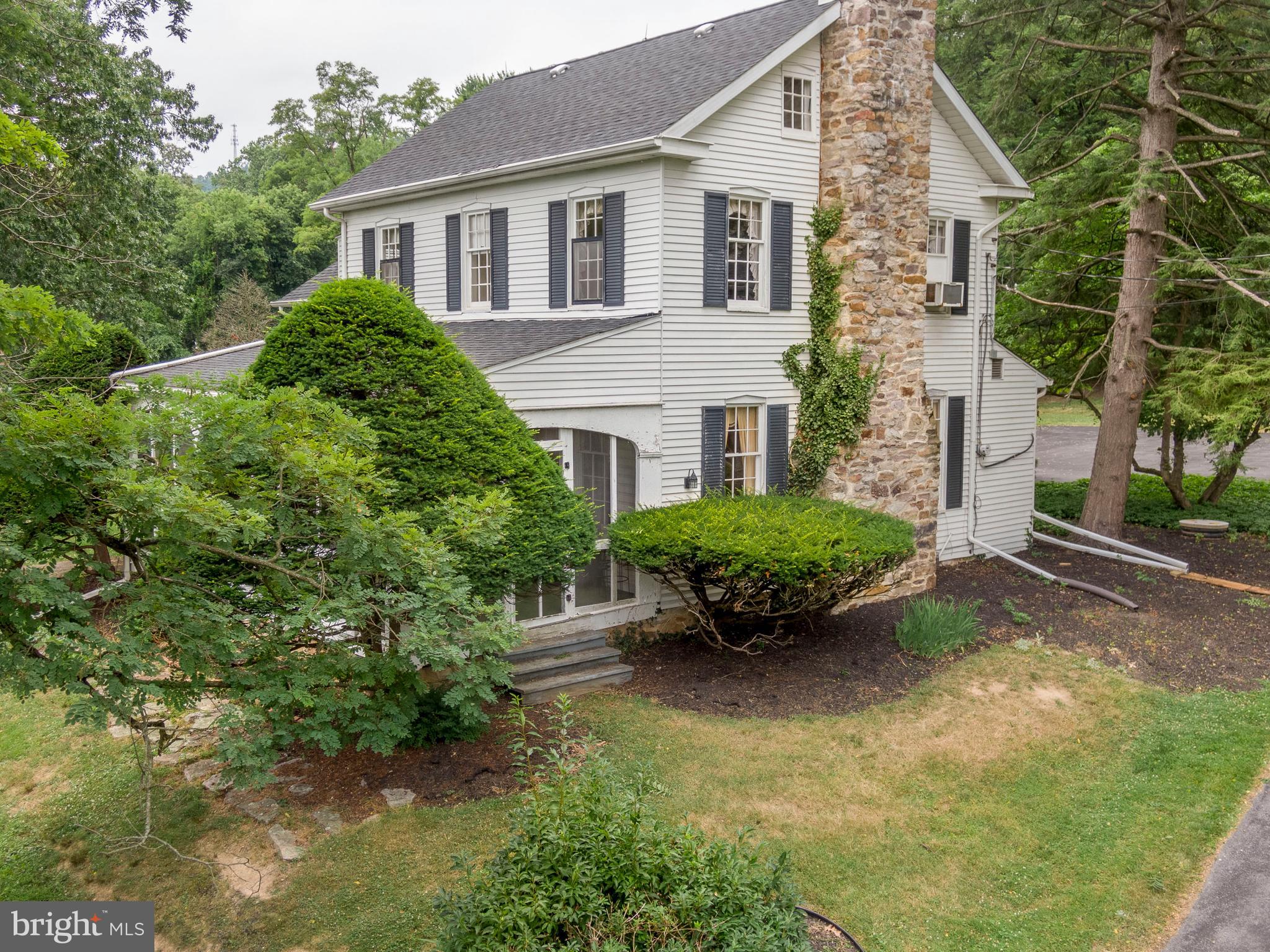 4510 Beaufort Farms Road Harrisburg, PA 17110 - Photo 3 of 48