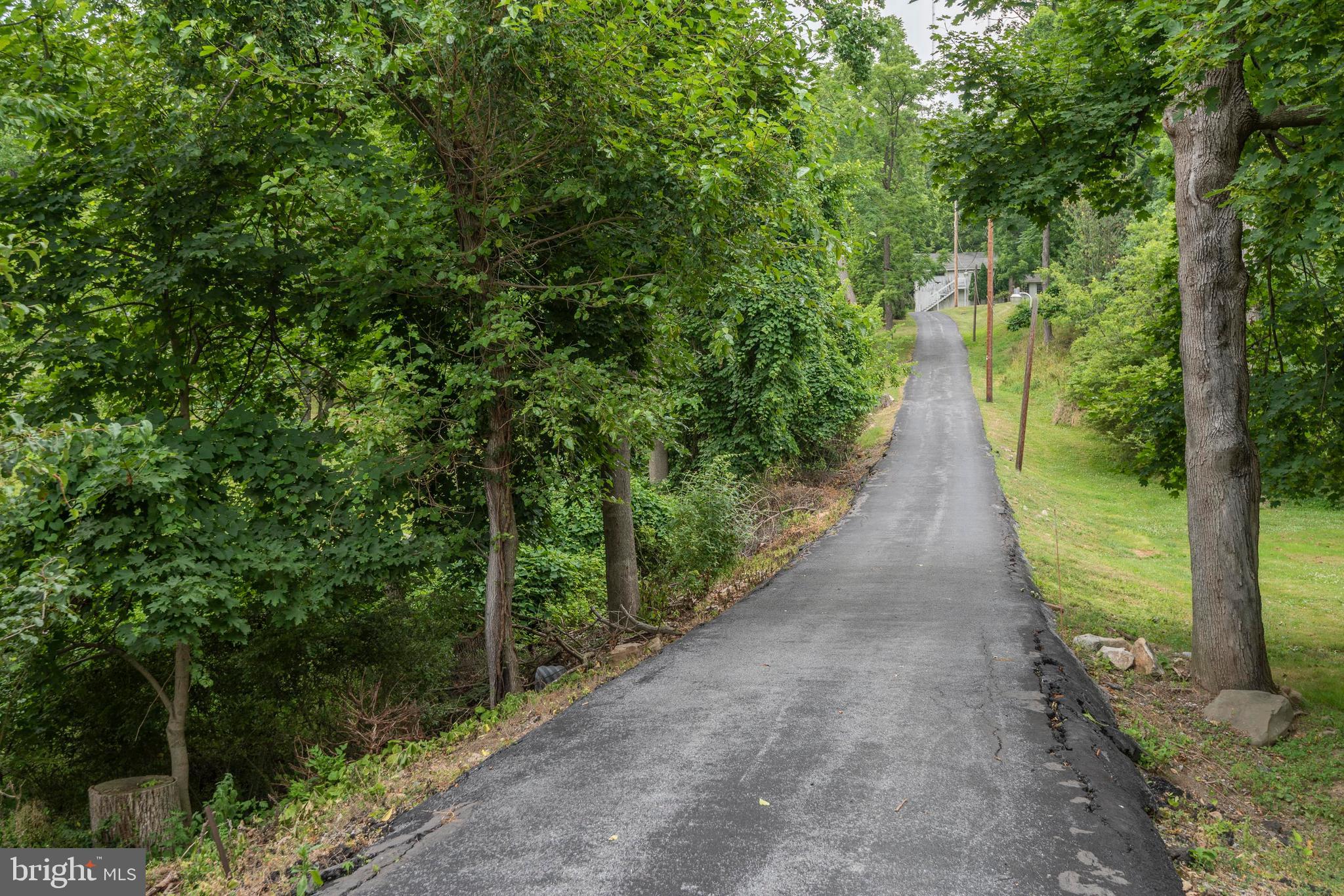 4510 Beaufort Farms Road Harrisburg, PA 17110 - Photo 45 of 48