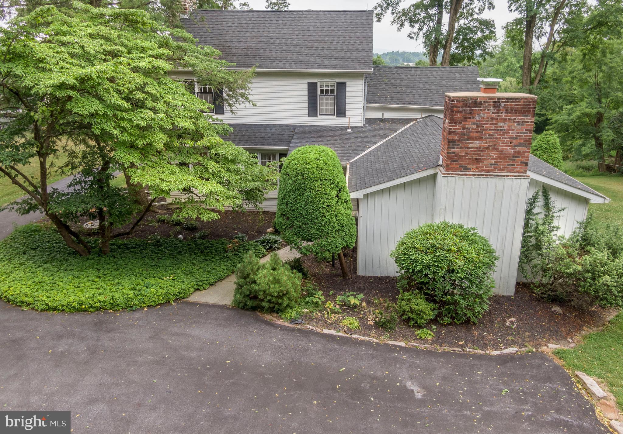 4510 Beaufort Farms Road Harrisburg, PA 17110 - Photo 6 of 48