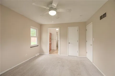 $254,950 | 823 Englewood Street, Lansing, KS 66043