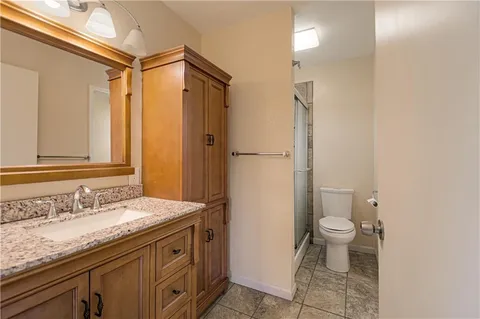 $254,950 | 823 Englewood Street, Lansing, KS 66043