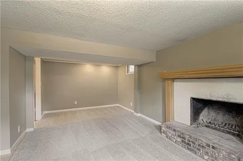 $254,950 | 823 Englewood Street, Lansing, KS 66043