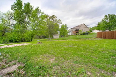 $254,950 | 823 Englewood Street, Lansing, KS 66043