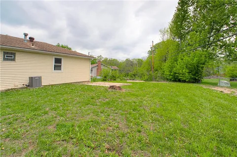 $254,950 | 823 Englewood Street, Lansing, KS 66043