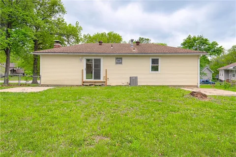 $254,950 | 823 Englewood Street, Lansing, KS 66043