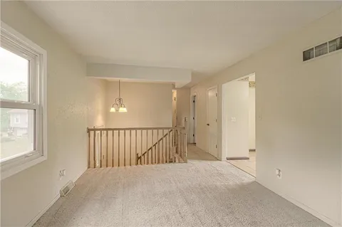 $254,950 | 823 Englewood Street, Lansing, KS 66043