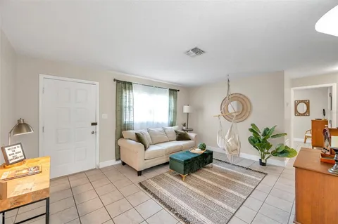 $215,000 | 3371 North Bay Avenue, Crystal River, FL 34428
