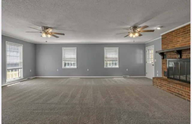 $599,900 | 121 Old Jackson Highway, Leoma, TN 38468