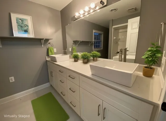 $599,900 | 121 Old Jackson Highway, Leoma, TN 38468