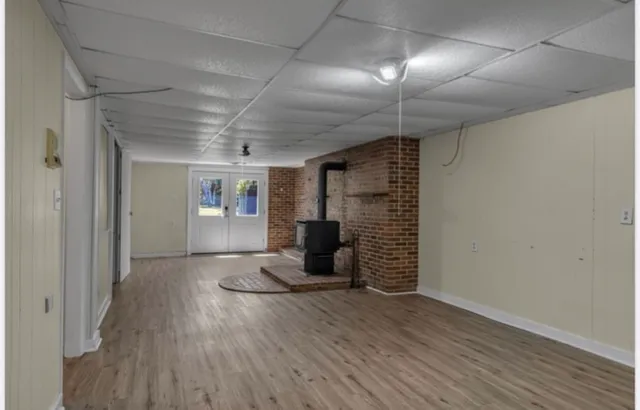 $599,900 | 121 Old Jackson Highway, Leoma, TN 38468