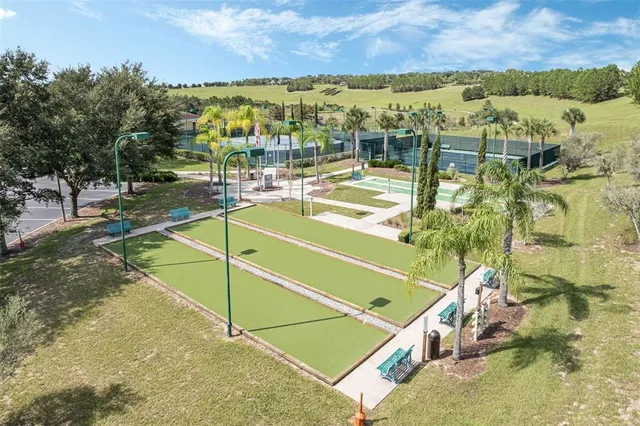 a view of a tennis court