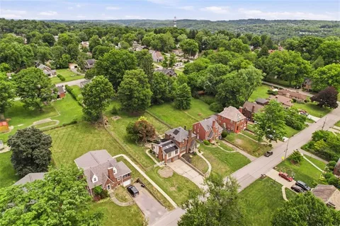 $458,000 | 212 Morewood Road, Glenshaw, PA 15116
