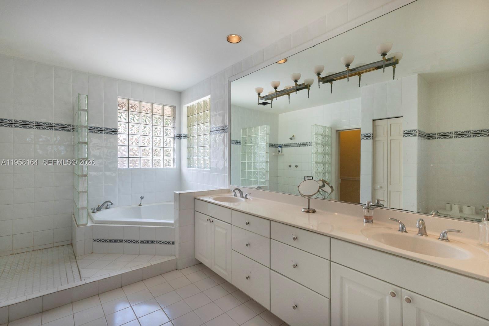 7821 Southwest 129th Terrace Pinecrest, FL 33156 - Photo 19 of 38