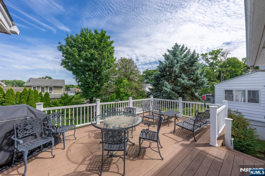 46 Oakley Terrace Nutley, NJ 07110 - Photo 25 of 27