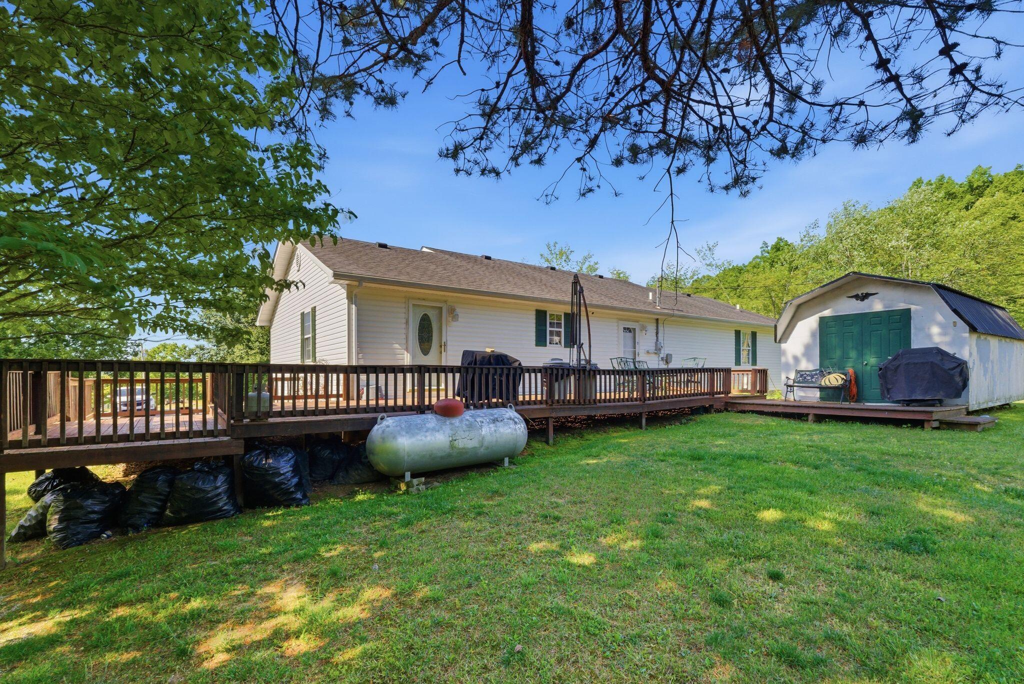 340 Dean Road McKee, KY 40447 - Photo 23 of 42 23