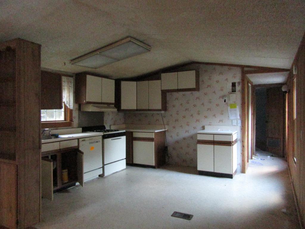 224 West Lake Road Fitzwilliam, NH 03447 - Photo 4 of 9