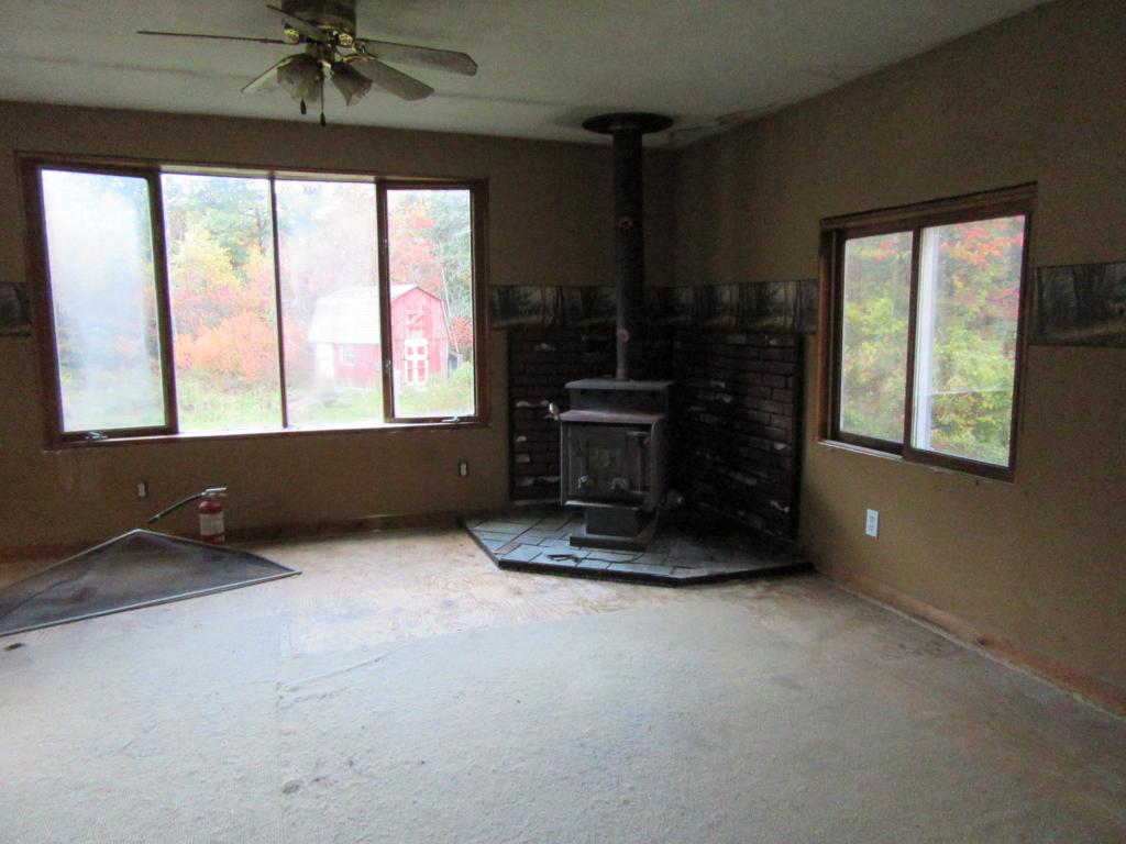 224 West Lake Road Fitzwilliam, NH 03447 - Photo 5 of 9