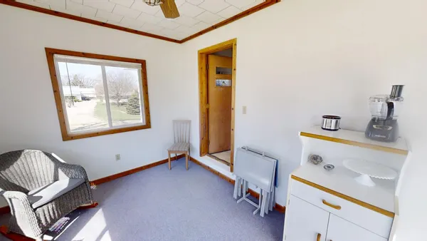 $244,900 | 2418 West Main Street, Albert Lea, MN 56007