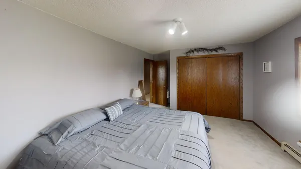 $244,900 | 2418 West Main Street, Albert Lea, MN 56007