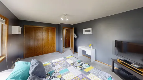 $244,900 | 2418 West Main Street, Albert Lea, MN 56007