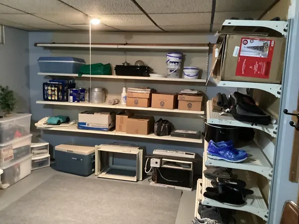 $244,900 | 2418 West Main Street, Albert Lea, MN 56007