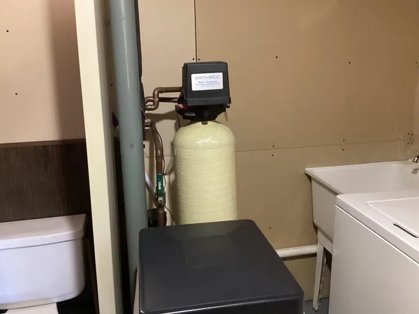 $244,900 | 2418 West Main Street, Albert Lea, MN 56007