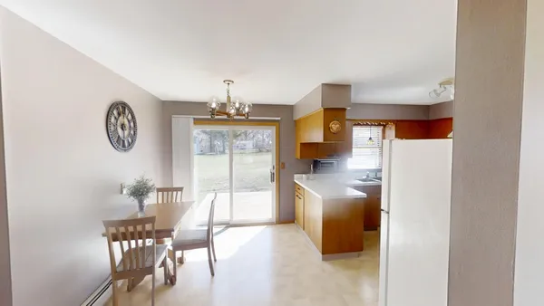 $244,900 | 2418 West Main Street, Albert Lea, MN 56007