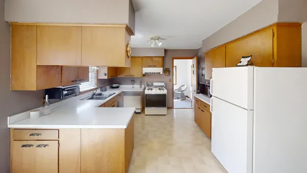 $244,900 | 2418 West Main Street, Albert Lea, MN 56007