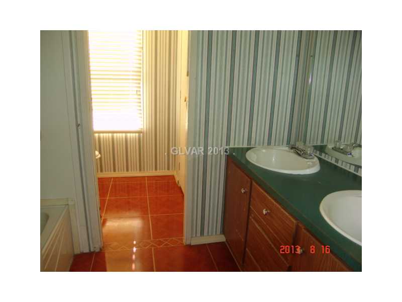 4721 West Rancho Road Pahrump, NV 89048 - Photo 17 of 27 Bathroom. 2nd