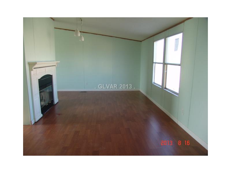 4721 West Rancho Road Pahrump, NV 89048 - Photo 3 of 27 Living Room.