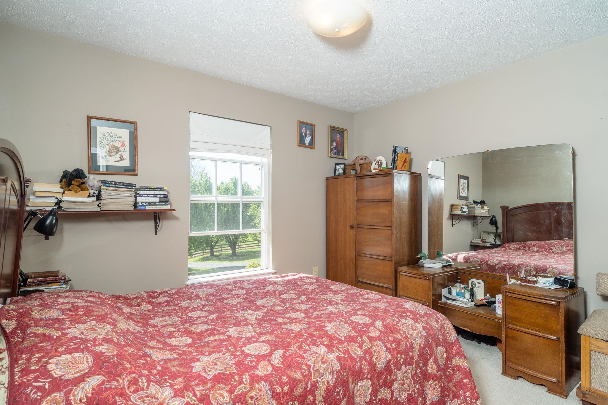 1075 Chestnut Ridge Road Staunton, VA 24401 - Photo 12 of 58