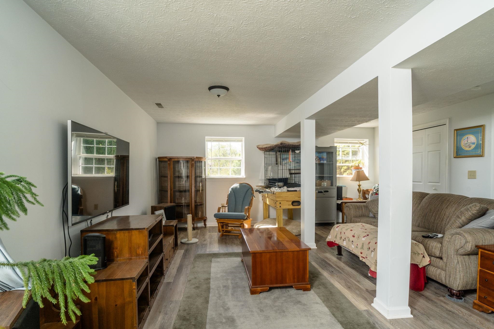 1075 Chestnut Ridge Road Staunton, VA 24401 - Photo 13 of 58