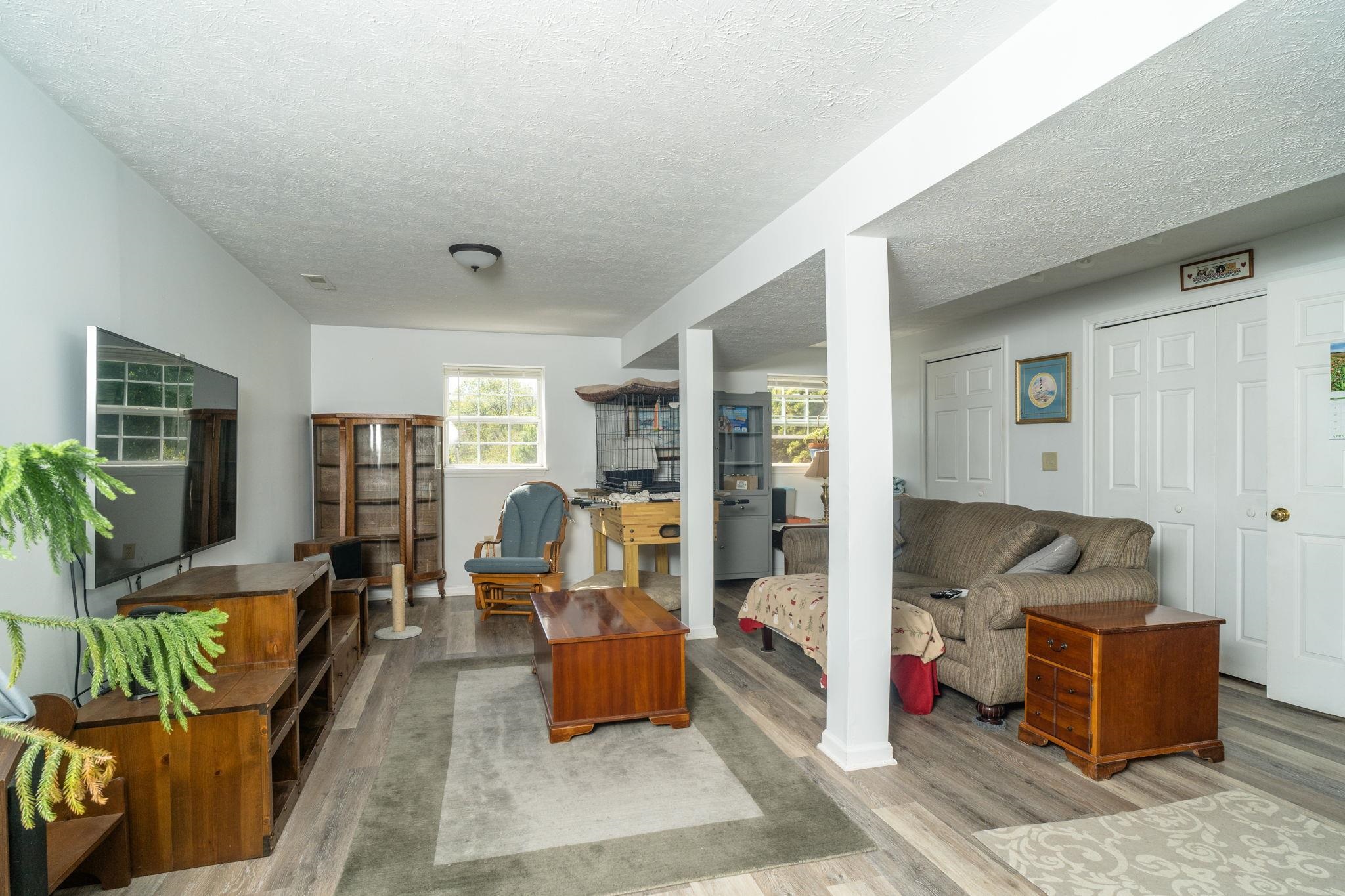 1075 Chestnut Ridge Road Staunton, VA 24401 - Photo 16 of 58