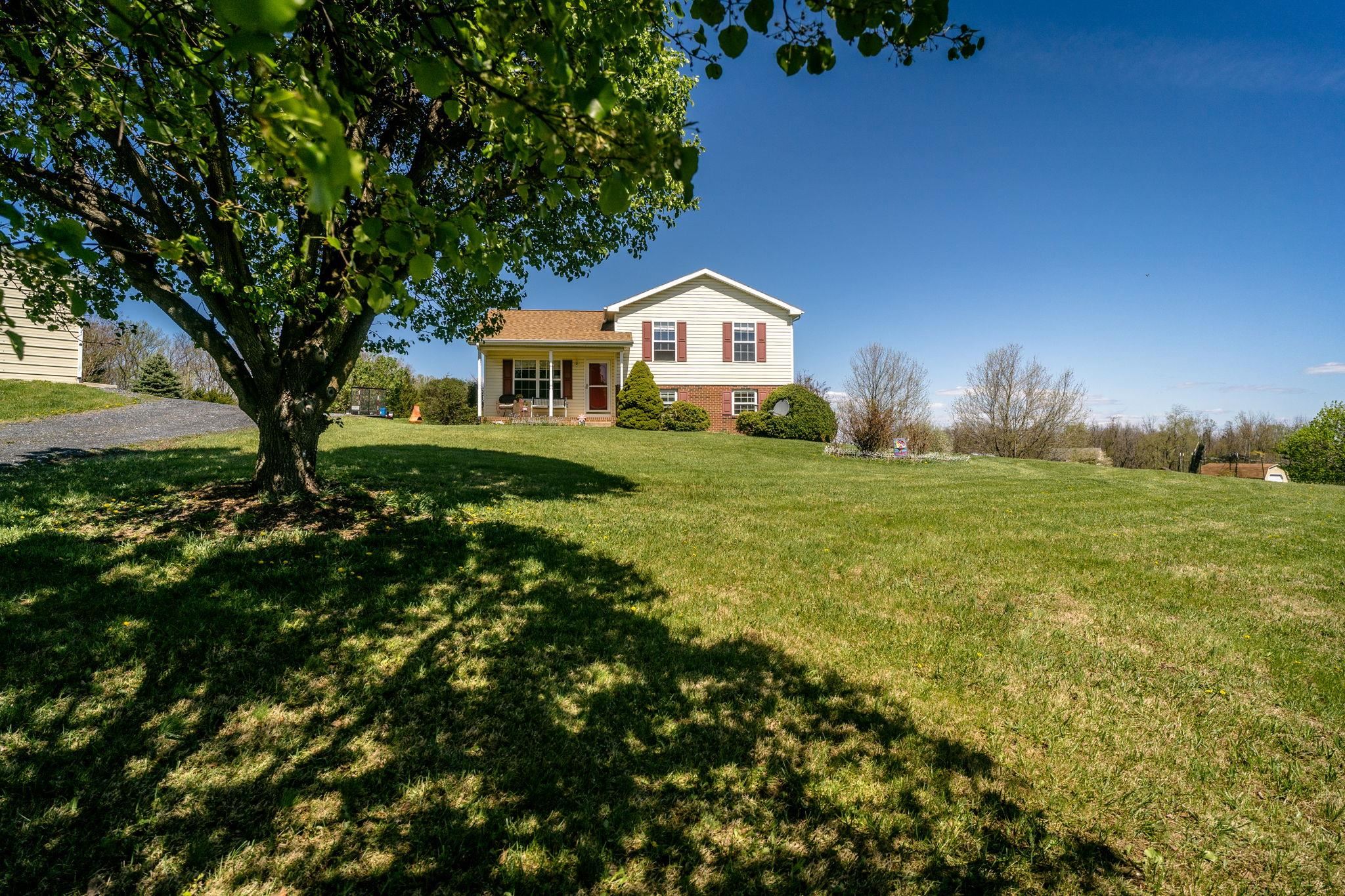 1075 Chestnut Ridge Road Staunton, VA 24401 - Photo 27 of 58