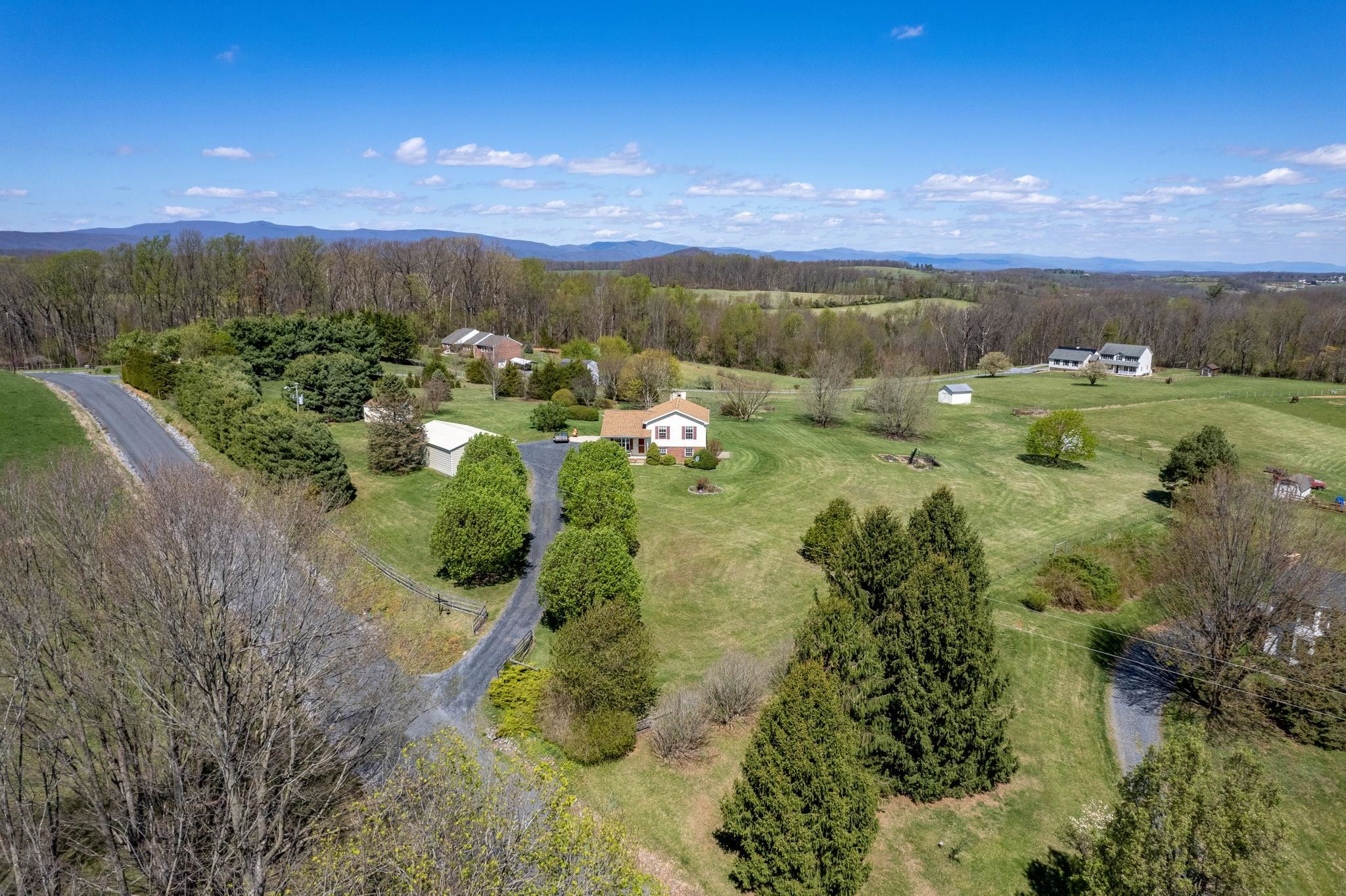 1075 Chestnut Ridge Road Staunton, VA 24401 - Photo 29 of 58