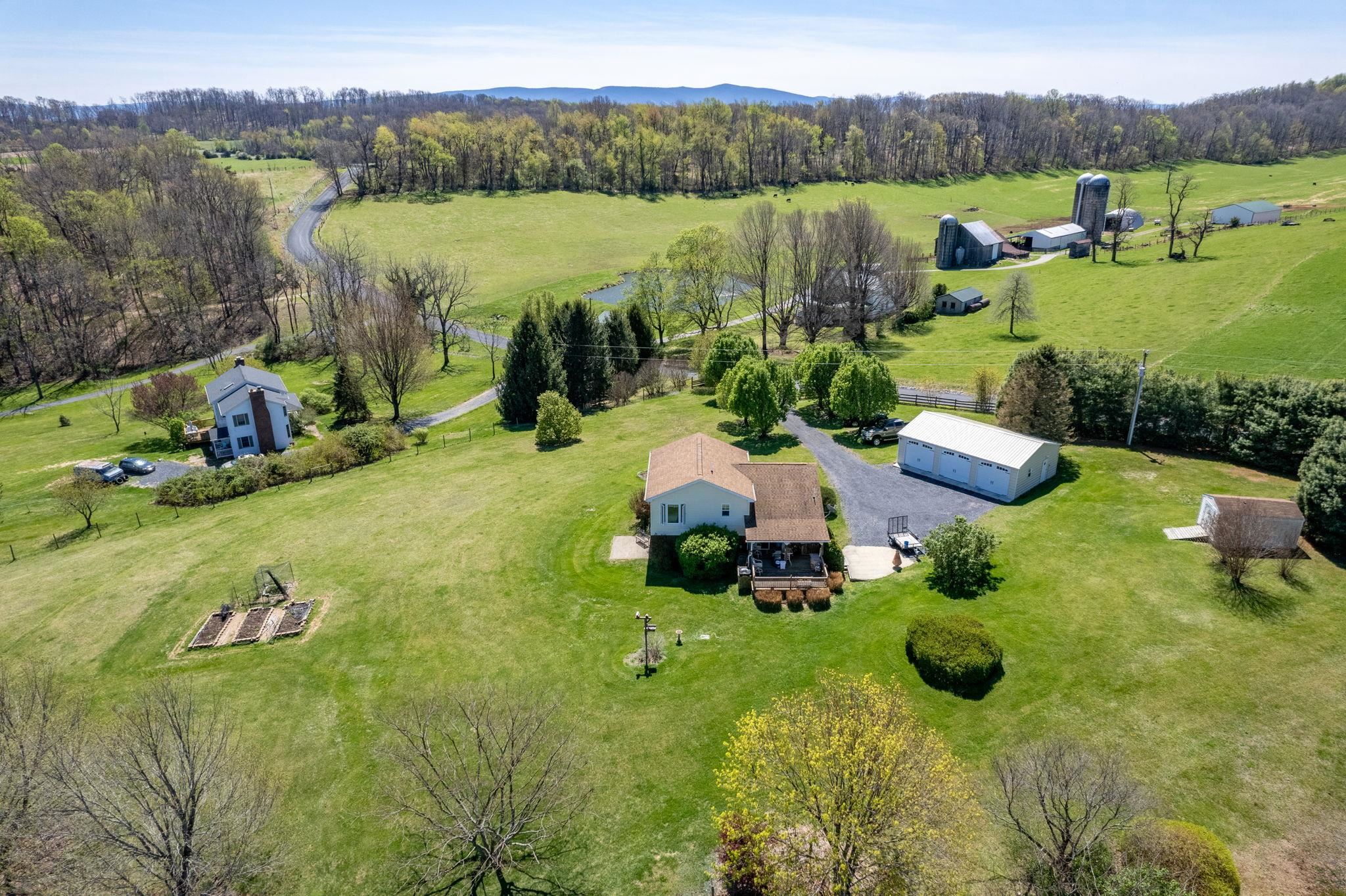 1075 Chestnut Ridge Road Staunton, VA 24401 - Photo 34 of 58