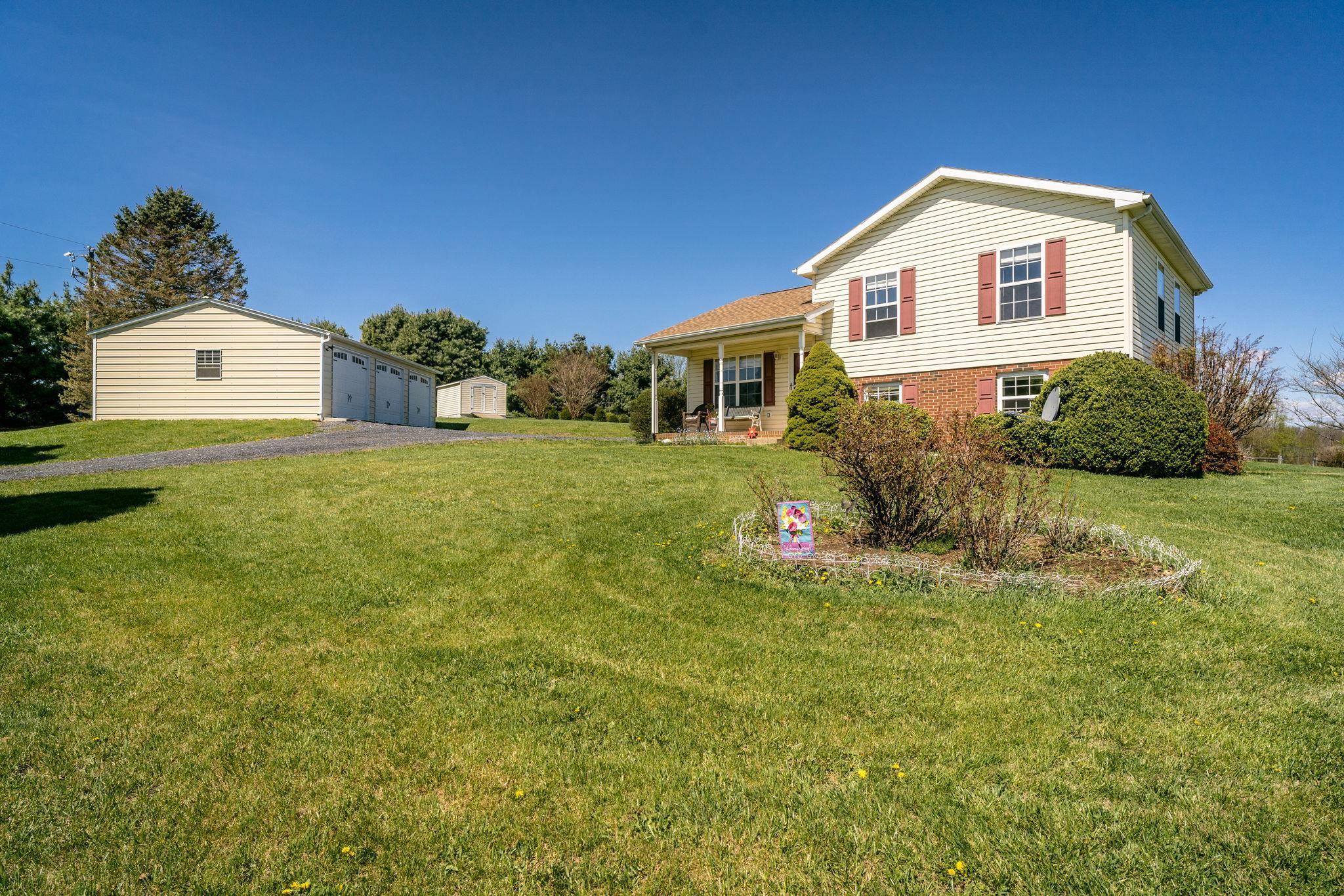 1075 Chestnut Ridge Road Staunton, VA 24401 - Photo 36 of 58