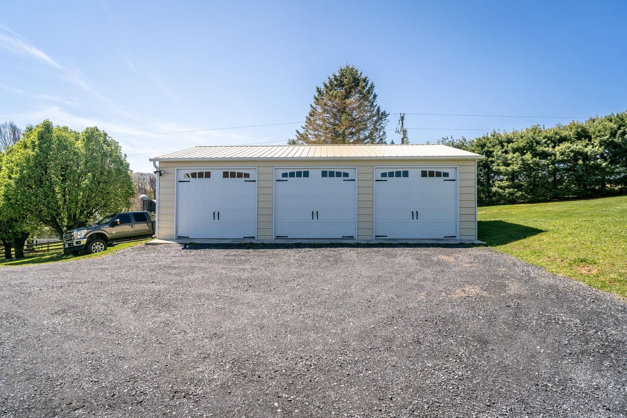 1075 Chestnut Ridge Road Staunton, VA 24401 - Photo 37 of 58