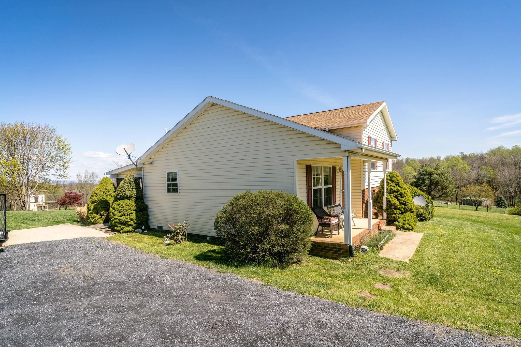 1075 Chestnut Ridge Road Staunton, VA 24401 - Photo 49 of 58