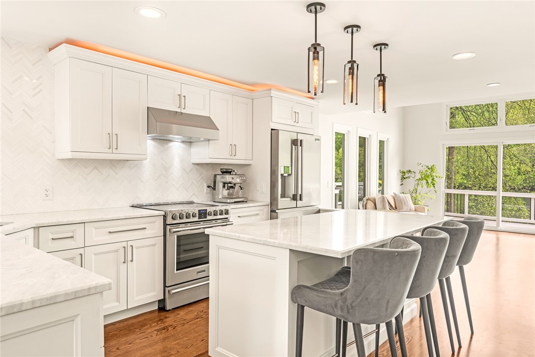 12 Hazel Point Road Smithfield, RI 02917 - Photo 14 of 47