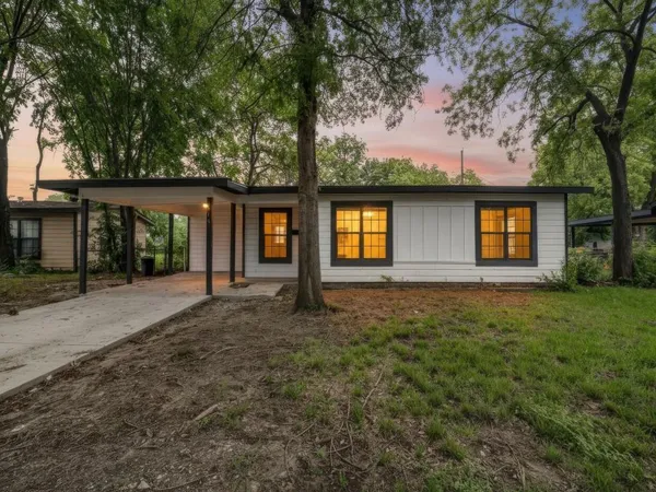 $1,900 | 616 Leyenda Drive, Mesquite, TX 75149