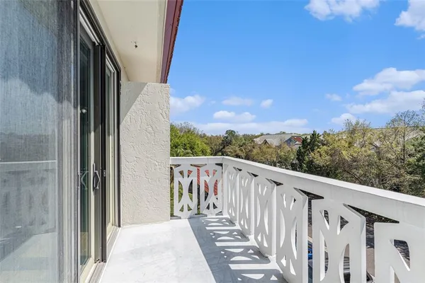 a picture of a counter top space