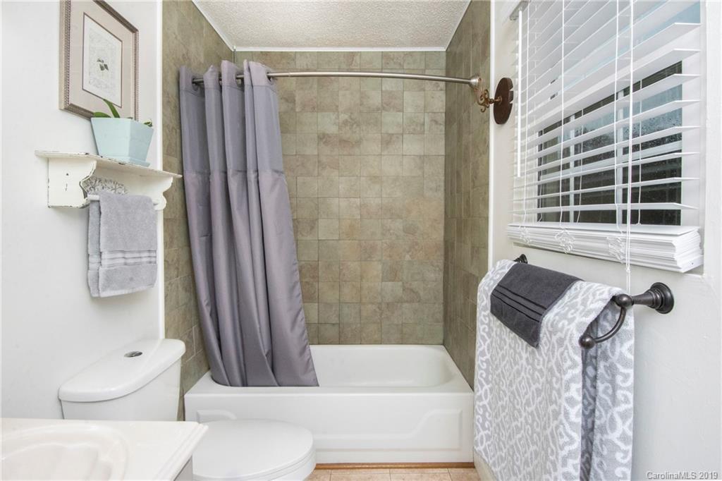 106 Ridgecrest Drive Stanley, NC 28164 - Photo 17 of 35 Gallery Image 17