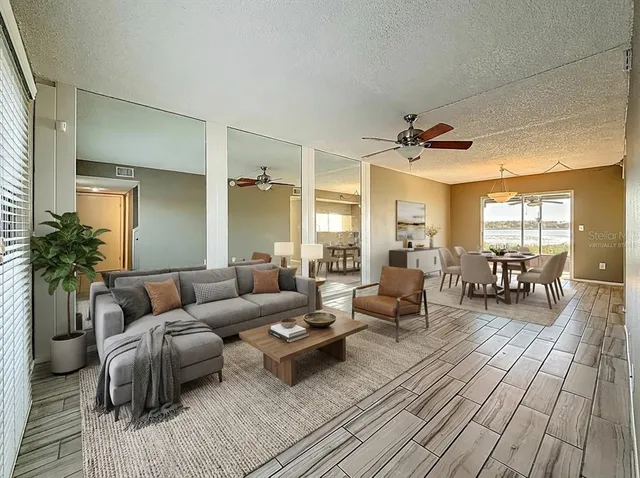 $260,000 | 9209 Seminole Boulevard, Unit 32, Seminole, FL 33772