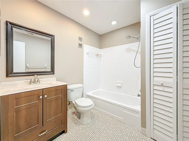 $260,000 | 9209 Seminole Boulevard, Unit 32, Seminole, FL 33772