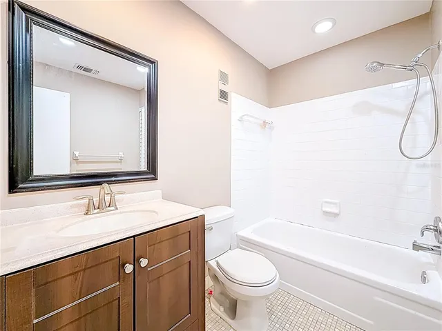 $260,000 | 9209 Seminole Boulevard, Unit 32, Seminole, FL 33772