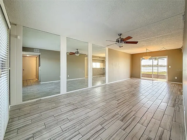 $260,000 | 9209 Seminole Boulevard, Unit 32, Seminole, FL 33772